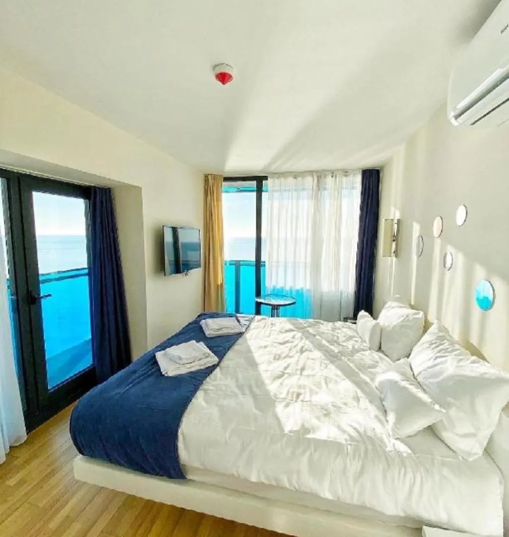 Batumi Orbi City Lux Apartment 5*
