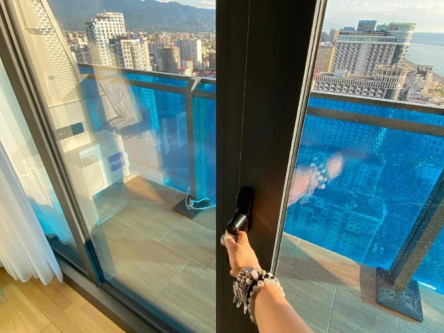 Batumi Orbi City Lux Apartment 5* 0*,