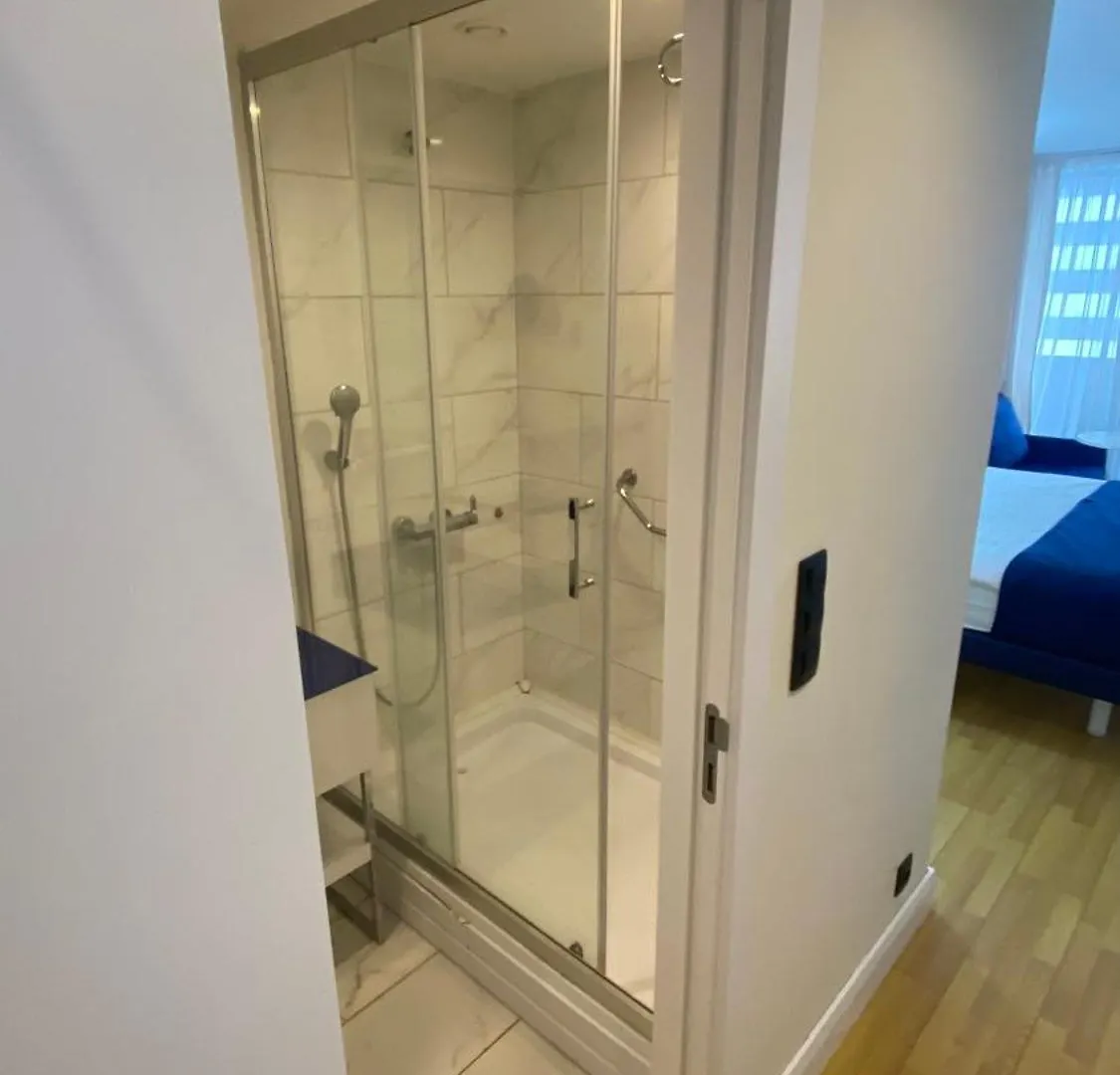 Batumi Orbi City Lux Apartment 5* 0*,