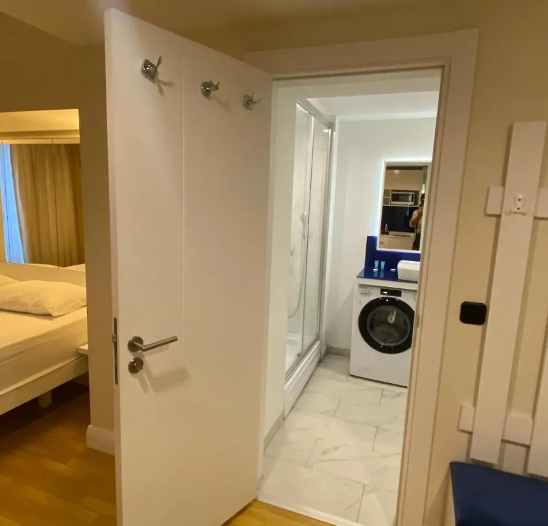 Batumi Orbi City Lux Apartment 5* Georgia